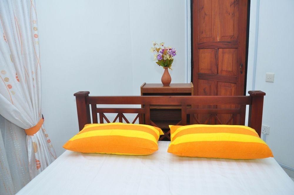 Resort Latheena 2*